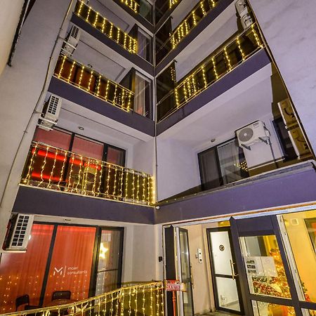 Ben Yehuda - Shabbat Friendly Apartments Bukarest Exteriör bild
