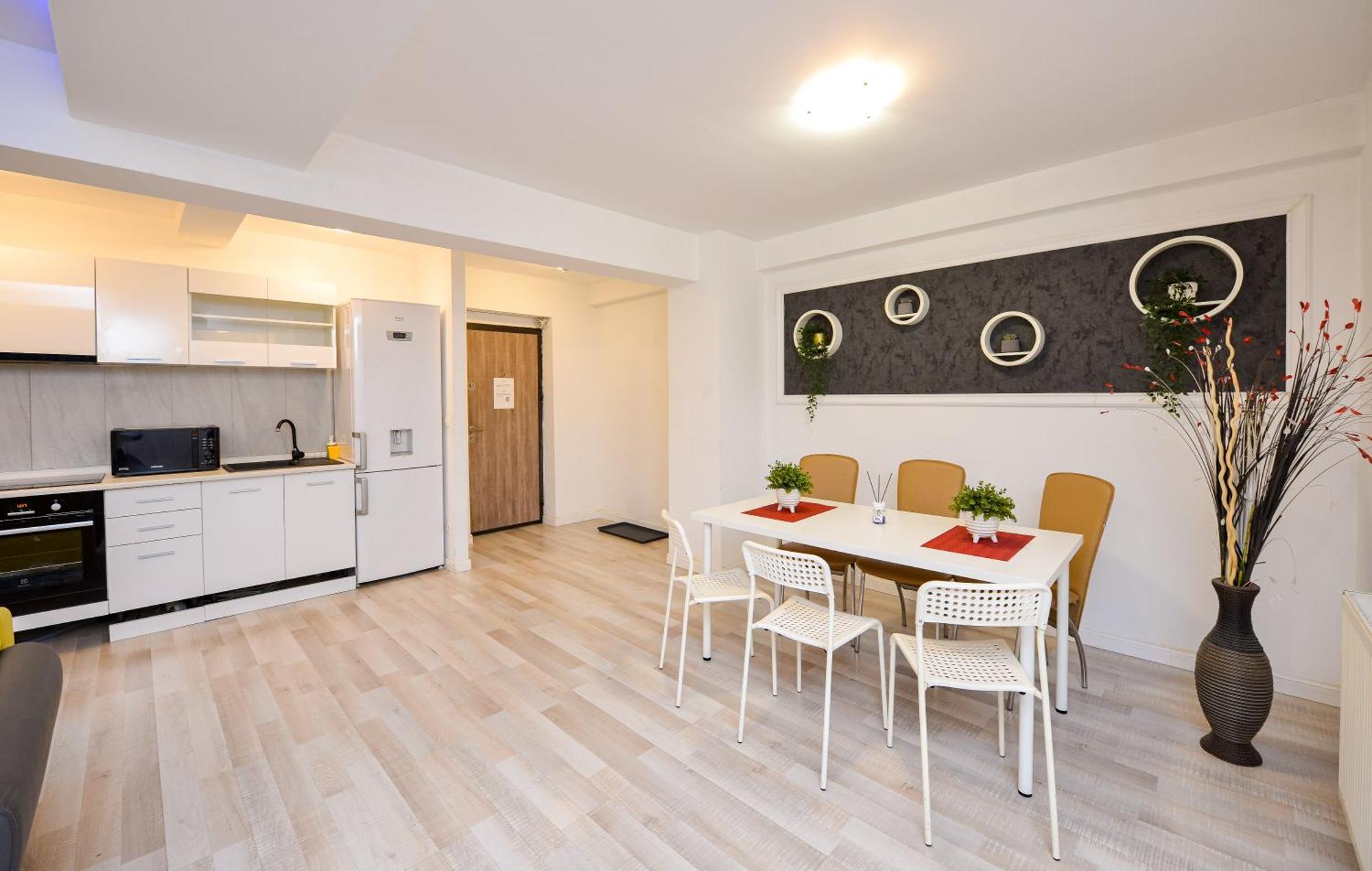 Ben Yehuda - Shabbat Friendly Apartments Bukarest Exteriör bild