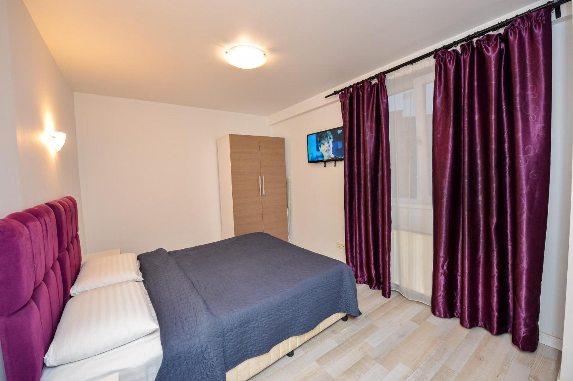 Ben Yehuda - Shabbat Friendly Apartments Bukarest Exteriör bild