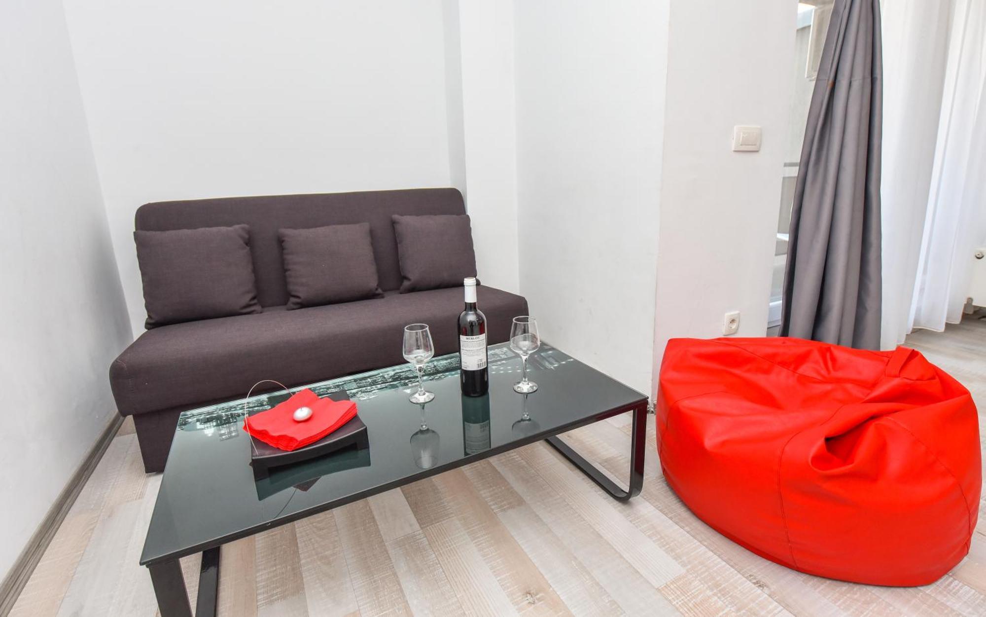 Ben Yehuda - Shabbat Friendly Apartments Bukarest Exteriör bild
